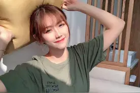 网红钟婷与冷少炒CP，冷少对钟婷疯狂表白穷追不舍，钟婷委婉拒绝图片