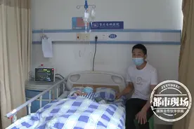 罕见！12岁男孩四肢像玻璃一样“脆”一碰就“碎”图片