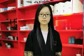 河北高考状元总分721，素颜照意外曝光，网友：颜值与才华于一身图片