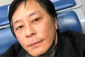 不投资不买房，靠卖唱片成娱乐圈首富，王杰当年有多火？图片