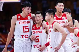再见易建联！国际篮联+央视验证，周琦靠边，中国男篮新一哥诞生图片