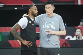 一觉醒来失业了！威姆斯发文表达心情，三冠功勋或彻底告别广东图片