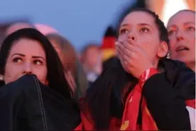 德国美女来中国教书，小学校园里看到这一幕：这在德国根本不可能图片