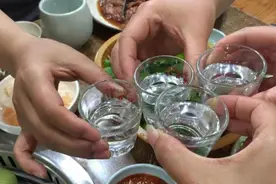 陈老师请客（小小说）图片