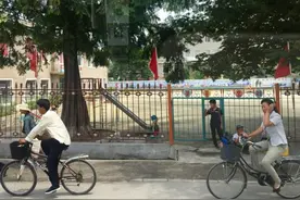 走进朝鲜，朝鲜人买自行车有什么要求？图片