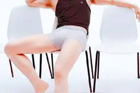 张艺兴“顶胯”广告图曝光，阳刚之气还差点，反而女生看着很尴尬图片