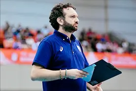 韩国女排12人奥运名单官宣：霸凌姐妹缺席，金软景独木难支图片