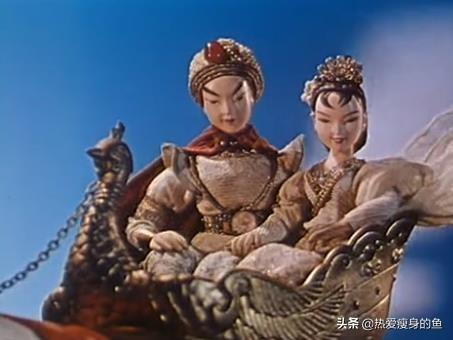 美丽孔雀逃脱攻略（国风木偶片孔雀公主建立在爱情基础上的善良勇敢和坚强）