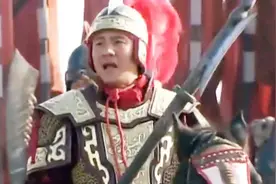 刘邦麾下第一猛将樊哙单挑项羽，一个回合便被项羽干翻马下视频封面