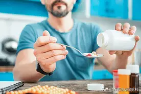 欧美中老年男性热衷雄激素补充疗法，为何中国男性用得少？听分析图片