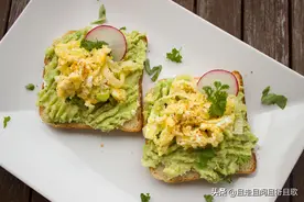 「有毒慎入」一个巴掌拍不响，如果是拍在脸上，那可就响极了图片