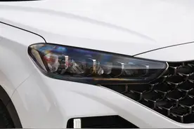 靠低价取胜，ix35配沃德十佳引擎，全景天窗6AT，12万还是合资SUV图片