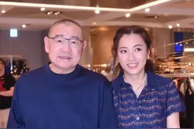 刘銮雄的3个儿子：长子独自创业，次子失去继承权，小儿子最得宠图片
