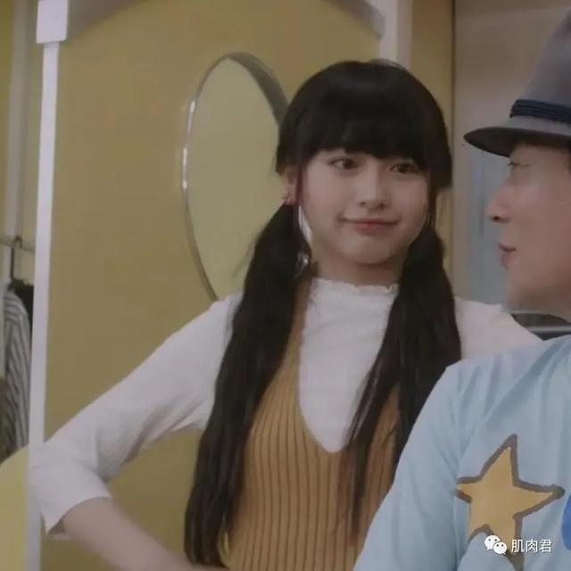 小时候光顾着看奥特曼,错过了多少火辣身材的日本小姐姐