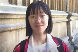 总分725分的高考状元，一手书法优美工整，怪不得语文能考146分图片