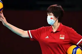 缘分！中日女排主教练同一天离职，郎平与中田久美离任后结局不同图片