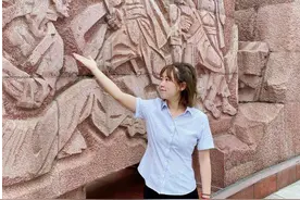 青年讲解员眼中的红色记忆⑩二七纪念碑书写光辉而悲壮的史实图片