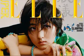 组图：“国民妹妹”张子枫写真大片，造型古灵精怪可可爱爱图片
