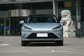 开惯特斯拉，在开极狐阿尔法S，“国产”新能源到底凭什么崛起？图片