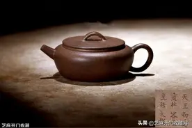 为什么很多农民把古董低价卖给上门收古董的人图片