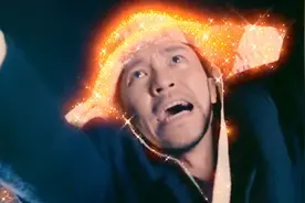抖音很火的《好嗨哟》歌词太魔性，配上这画面，听完已经洗脑了