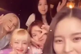 中秋节，Cube姐妹团泰妹和雨琦、庄锭欣、淑华一起过节直播图片