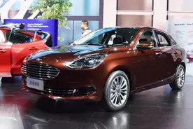 同是9万元自动挡，福特福睿斯和长安逸动，具体怎么选？图片