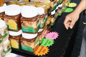 新西兰一罐蜂蜜25纽币，折合人民币125，价格贵吗？