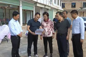 庆阳市副市长吴丽华督查合水县防汛工作图片