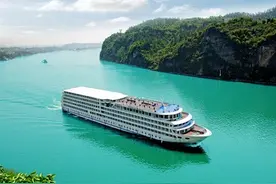 老年人是否适合乘坐三峡豪华游轮，三峡旅游注意事项图片