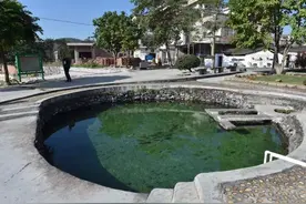 夜读 | 古井，装着几代人的乡情图片