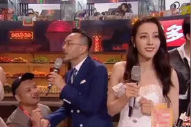 明星的私生饭太可怕，热巴被求婚杨幂被拍裤底，韩雪遭遇最吓人了图片