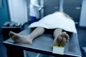 人死后为什么要堵上肛门？医生告诉你真相，看完长见识了图片