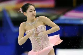 花滑女神李子君，身材性感有型，颜值清纯靓丽，魔鬼与天使的结合图片