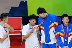 广东男篮全运会丢金揪出水货！2大卧底拖后腿，杜锋藏不住了图片