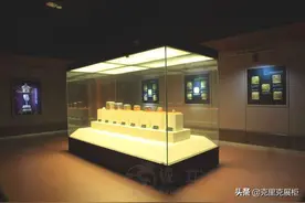 展柜中的国宝-世界上现存惟一佛教圣物祖释迦牟尼真身指骨舍利图片
