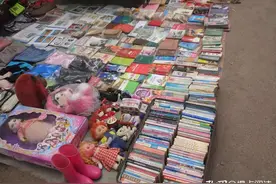 逛沈阳鲁园旧书市场：城市规划整顿，旧书市场生存空间越来越狭窄图片