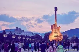 郭松民 | 评《缝纫机乐队》：对资本逻辑的个体化反抗图片