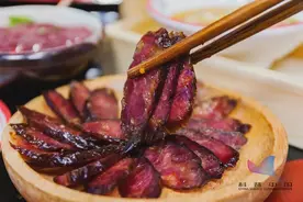 哭晕！1根腊肠=5茶勺油？还会致癌？劝你千万不要这样吃…图片