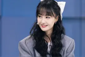 最近流行的蝴蝶结，你喜欢谁呢？图片