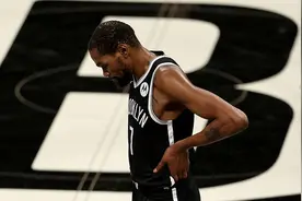 度量太小？杜兰特竟开撕库里！对不起，没他你还真无冠图片