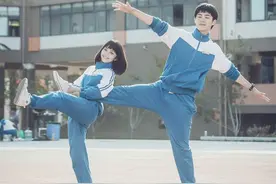 《她和年级第一我都要》：从校服到婚纱，请一定锁定这对状元CP图片