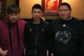 五五开复出？斗鱼三个字暗示：回来了，真的是那个男人吗？图片