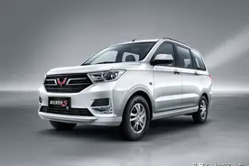 刚拿到驾照，花3万多买辆五菱宏光来开会丢人吗？图片