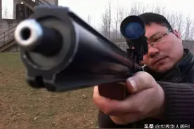 他假扮智障，把自己卖进黑砖窑：历经生死3小时，解救30多名奴工图片