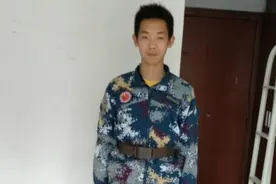 渭南初级中学第一届毕业生郭梓栋被空军航空大学飞行专业录取图片