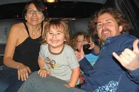 美国一家四口谜一般消失，三年多以后才被找到，可惜为时已晚图片