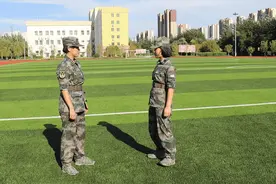 小姐姐，你看这招儿行吗？图片