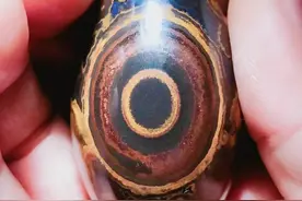 天珠的“眼数”都有不同的含义，你合适几眼的天珠呢？图片