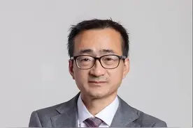 刘元春：美国前1%富人的财富超过所有中产阶级财富总和图片